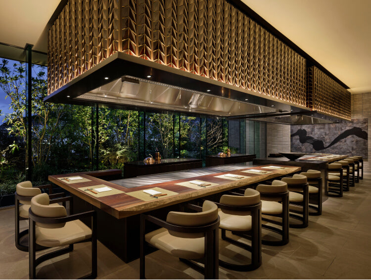 長崎が誇る「長崎和牛」や「創作鉄板焼」を楽しめるTeppanyaki De jima