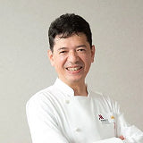 総料理長 榮岩 雅幸